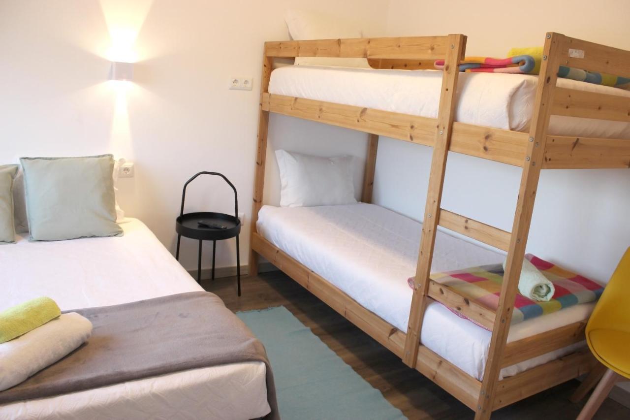 Granny'S Guesthouse ปรายา เด มิรา ภายนอก รูปภาพ